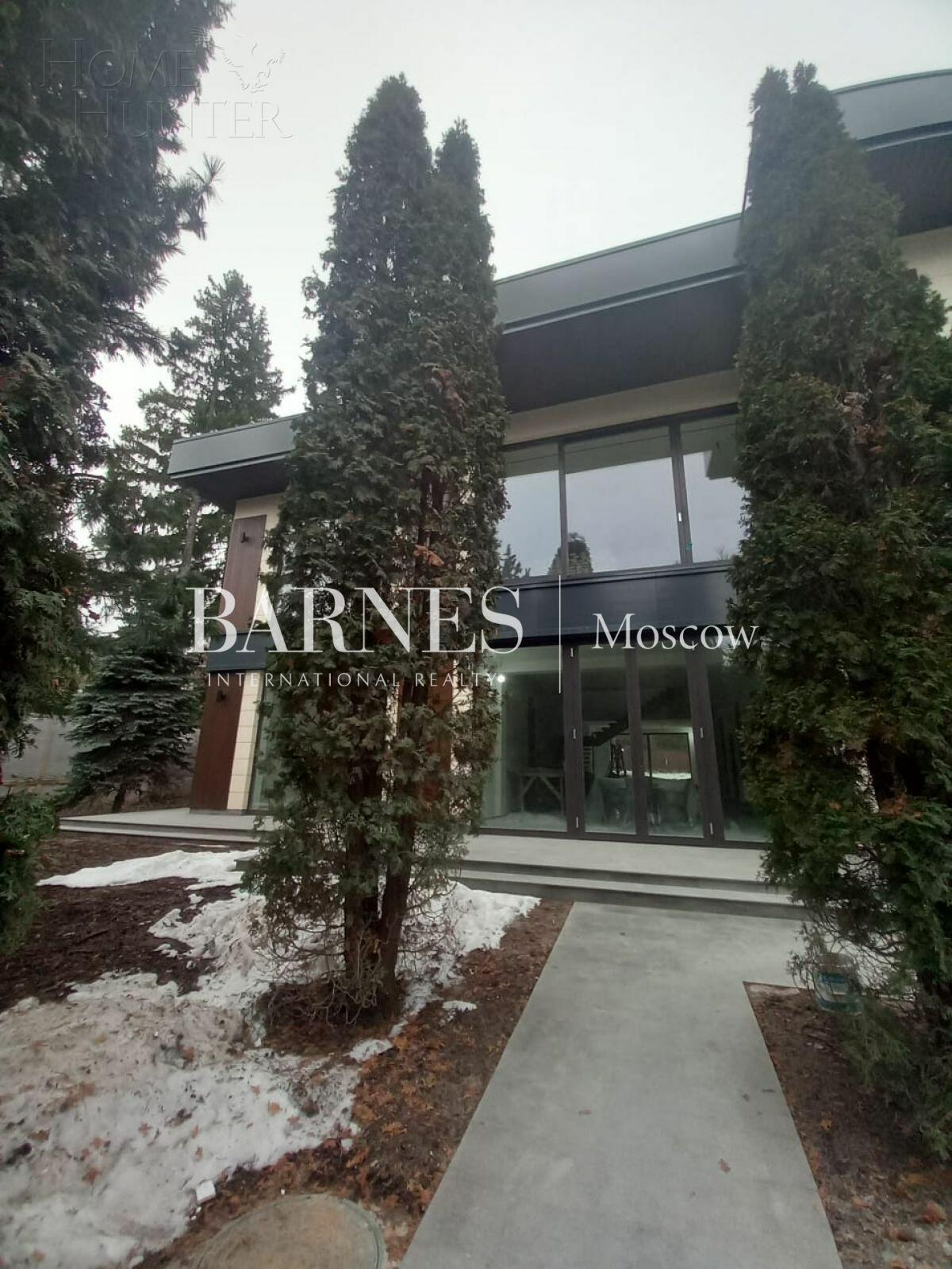 2-этажный коттедж 1 596 м² без отделки