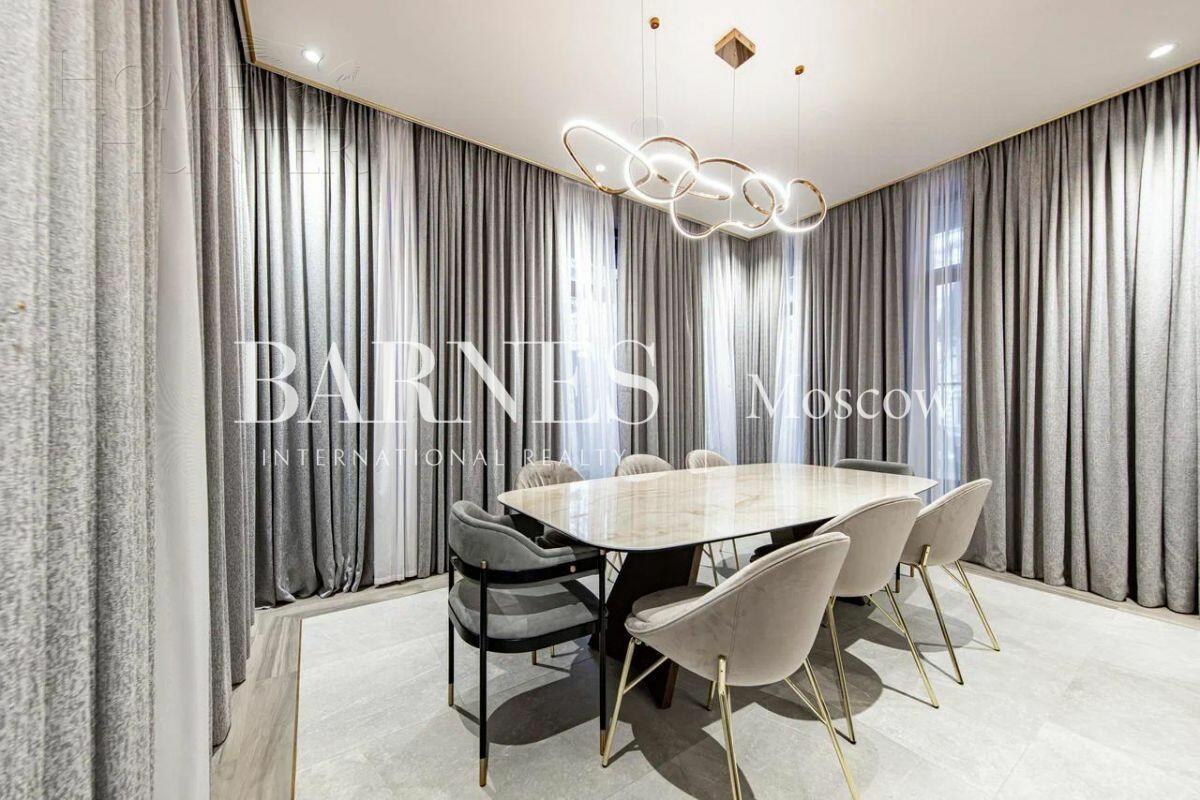 2-этажный коттедж 639 м² с отделкой