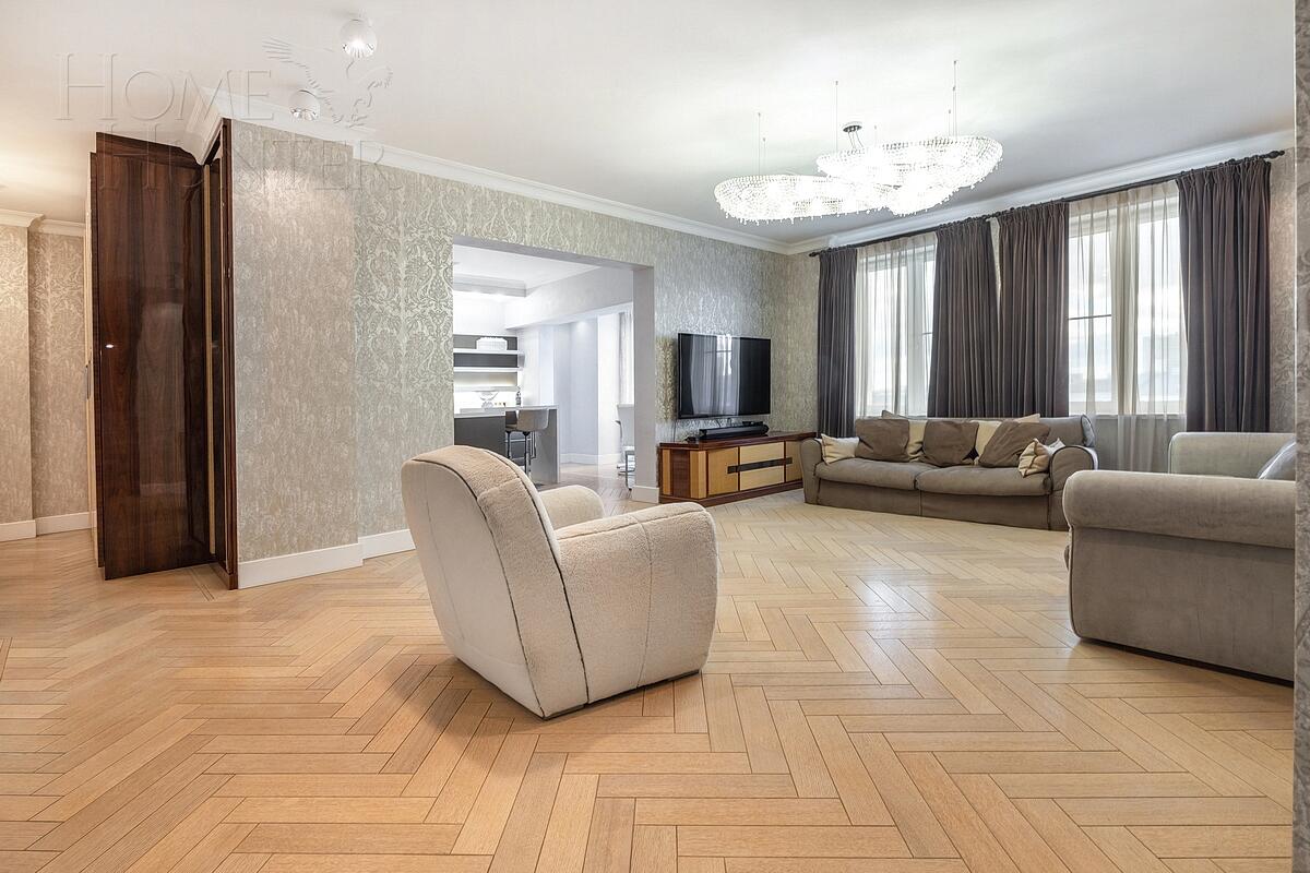 4-КОМН. КВАРТИРА С ОТДЕЛКОЙ 154 М² НА 7 ЭТАЖЕ