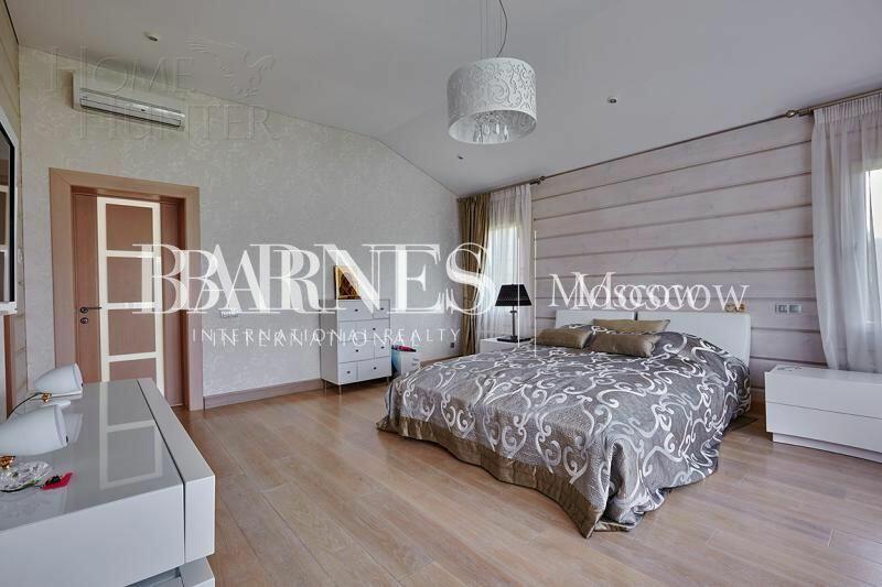 3-этажный коттедж 650 м² с отделкой