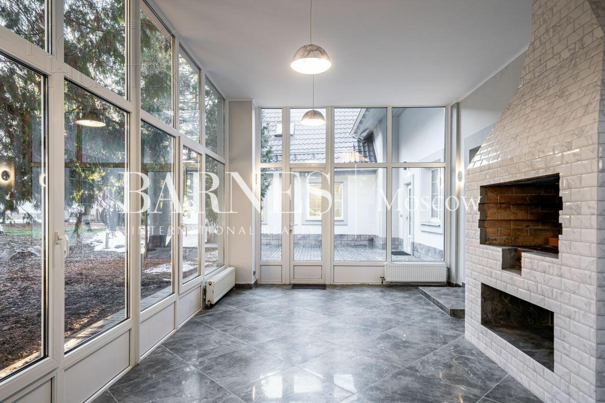 2-этажный коттедж 738 м² с отделкой