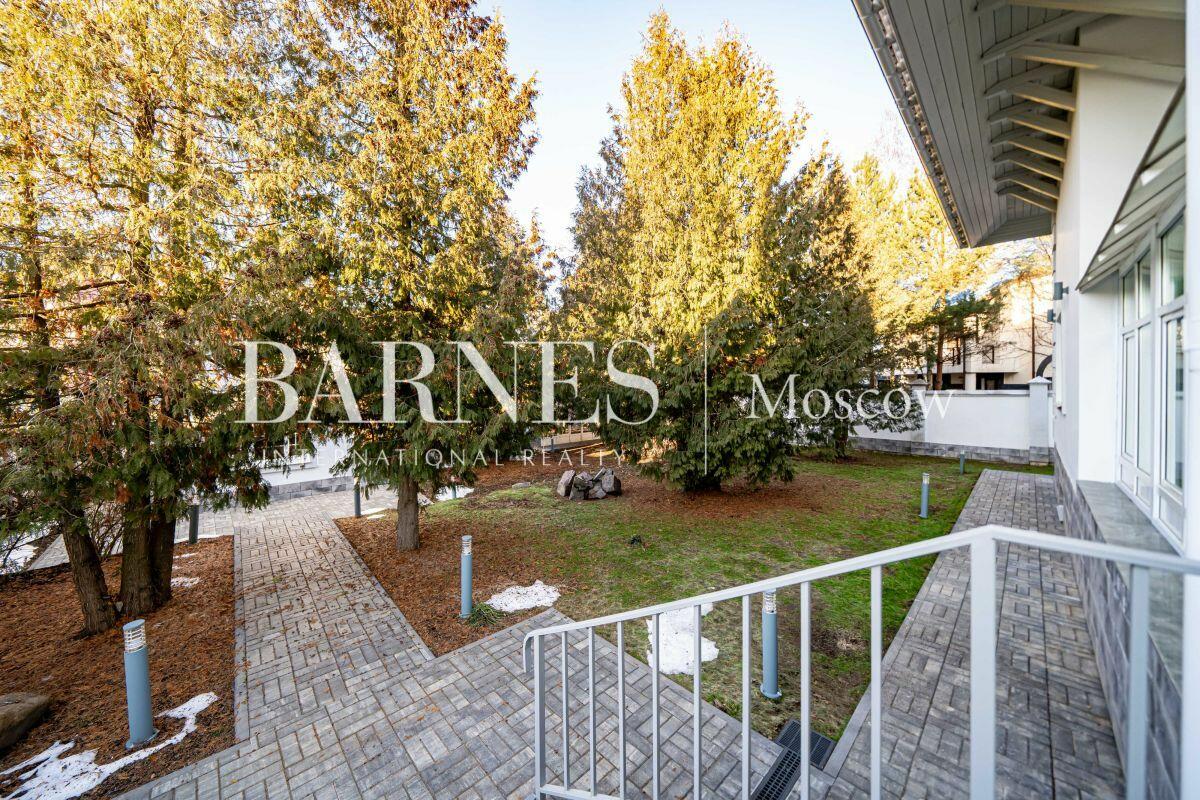 2-этажный коттедж 738 м² с отделкой