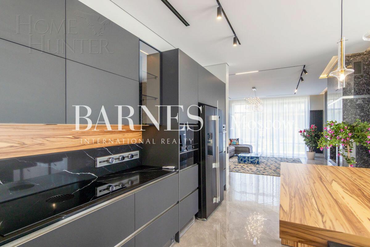 2-этажный коттедж 600 м² с отделкой