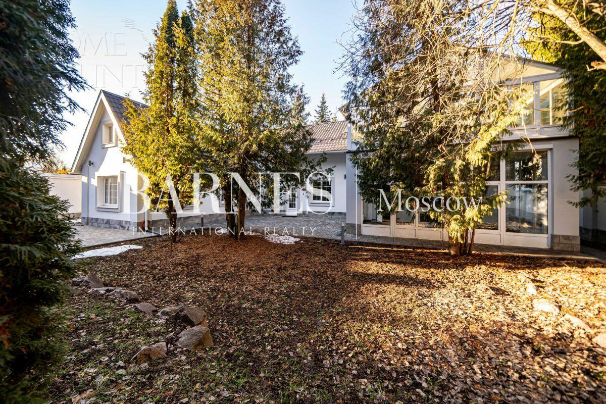 2-этажный коттедж 738 м² с отделкой