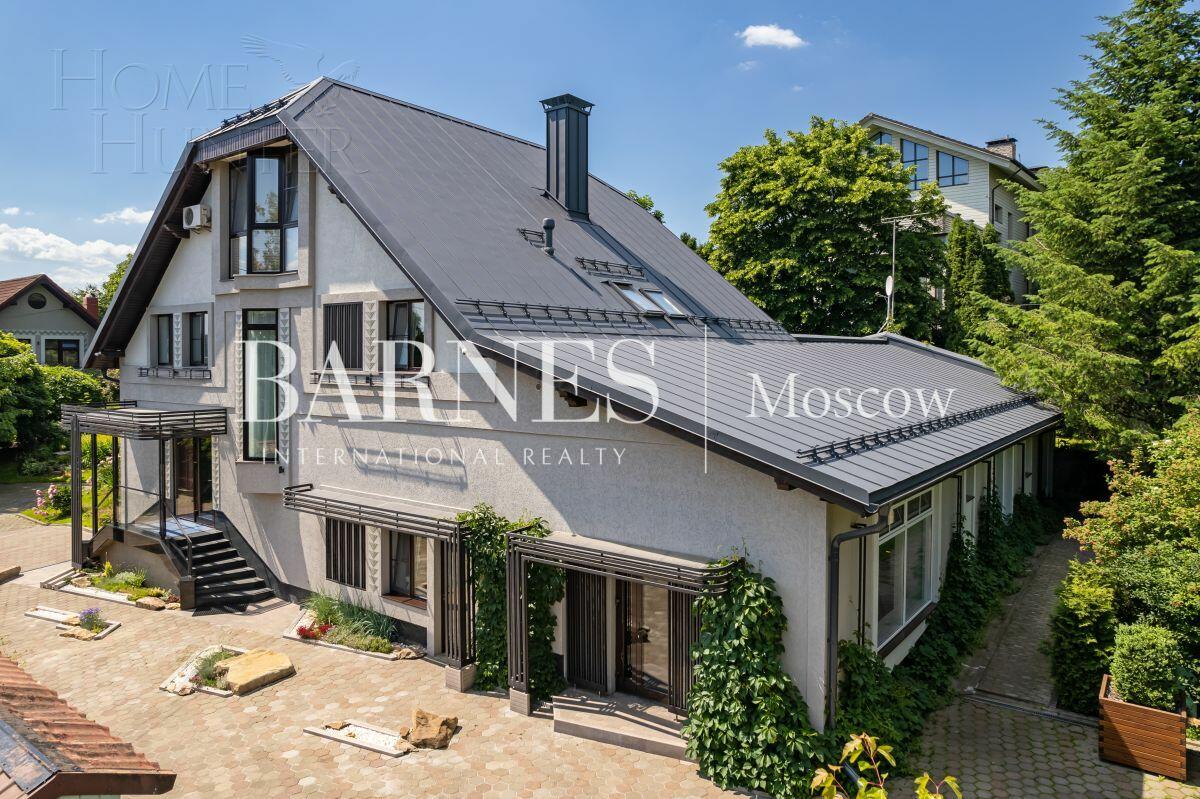 2-этажный коттедж 679 м² с отделкой