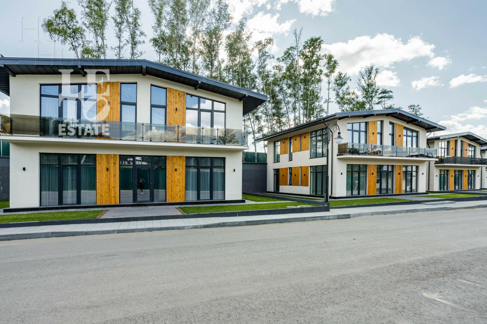 2-этажный коттедж 260 м² без отделки