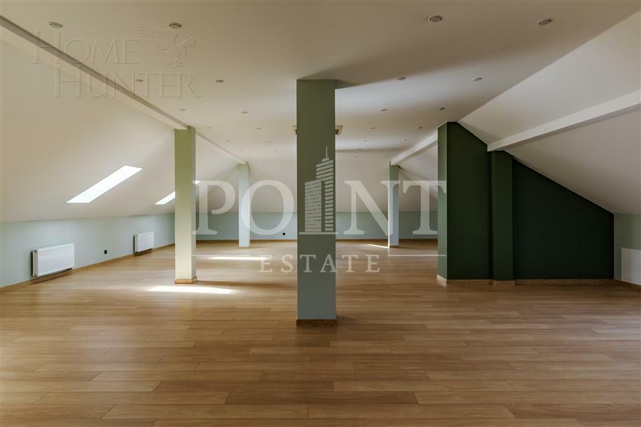 2-этажный коттедж 1 300 м² без отделки