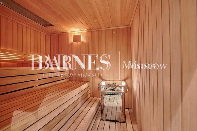 3-этажный коттедж 650 м² с отделкой