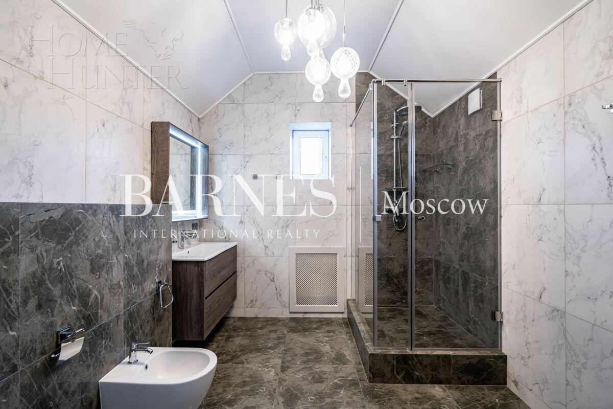 2-этажный коттедж 738 м² с отделкой