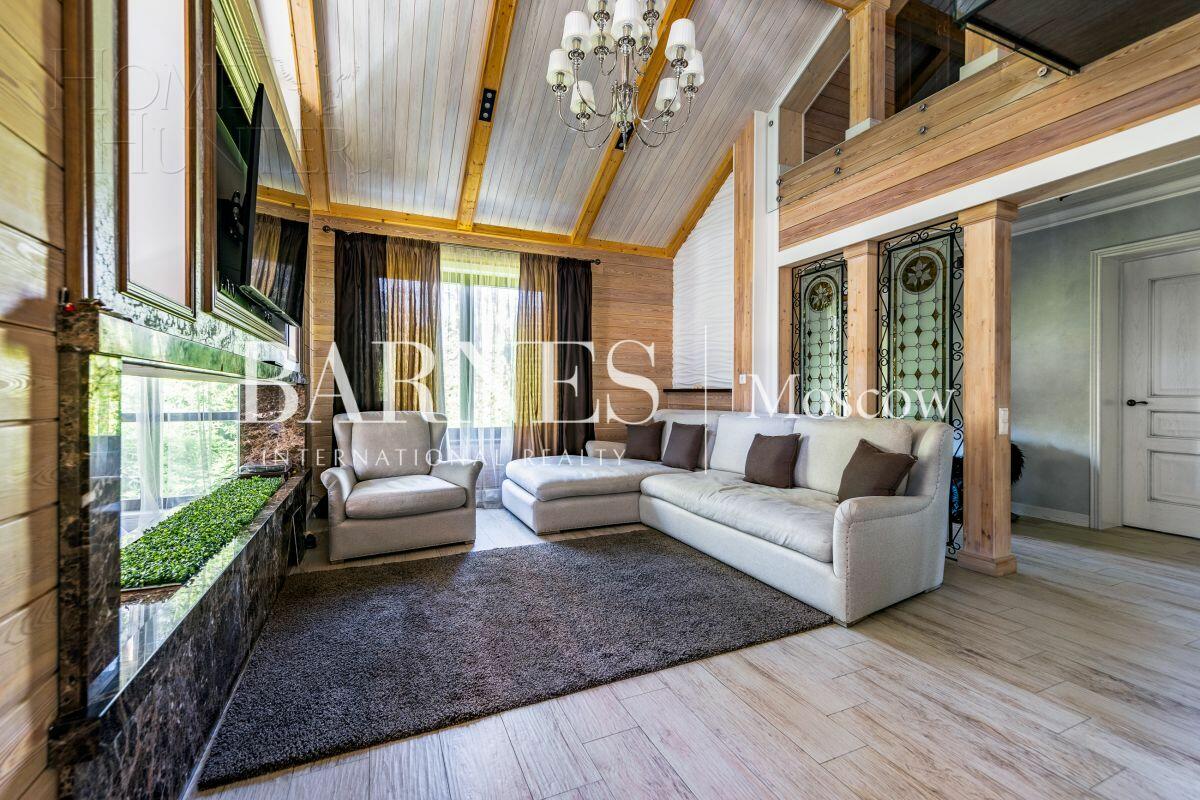 2-этажный коттедж 473.3 м² с отделкой