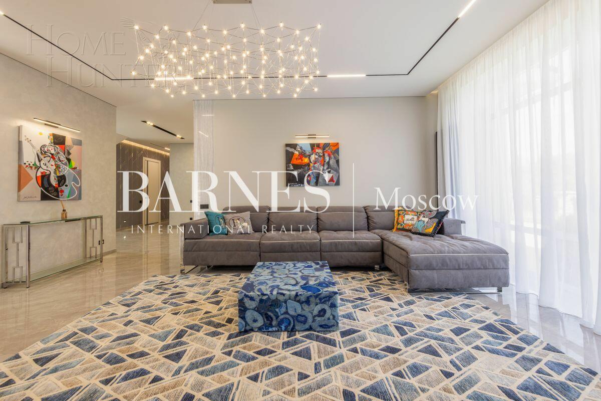 2-этажный коттедж 600 м² с отделкой