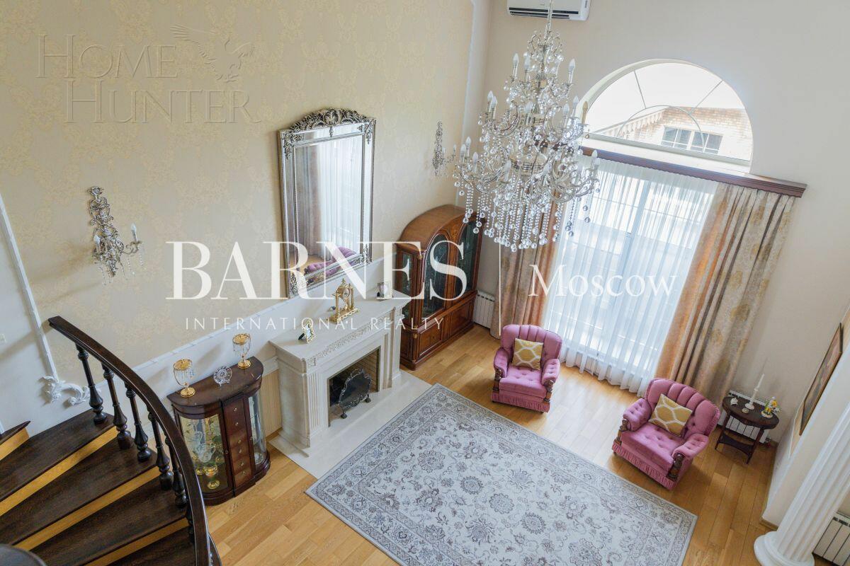 2-этажный коттедж 1 200 м² с отделкой