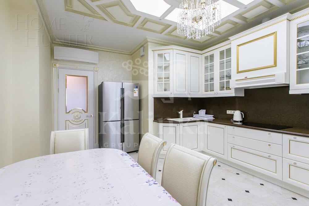 4-КОМН. КВАРТИРА С ОТДЕЛКОЙ 190 М² НА 7 ЭТАЖЕ