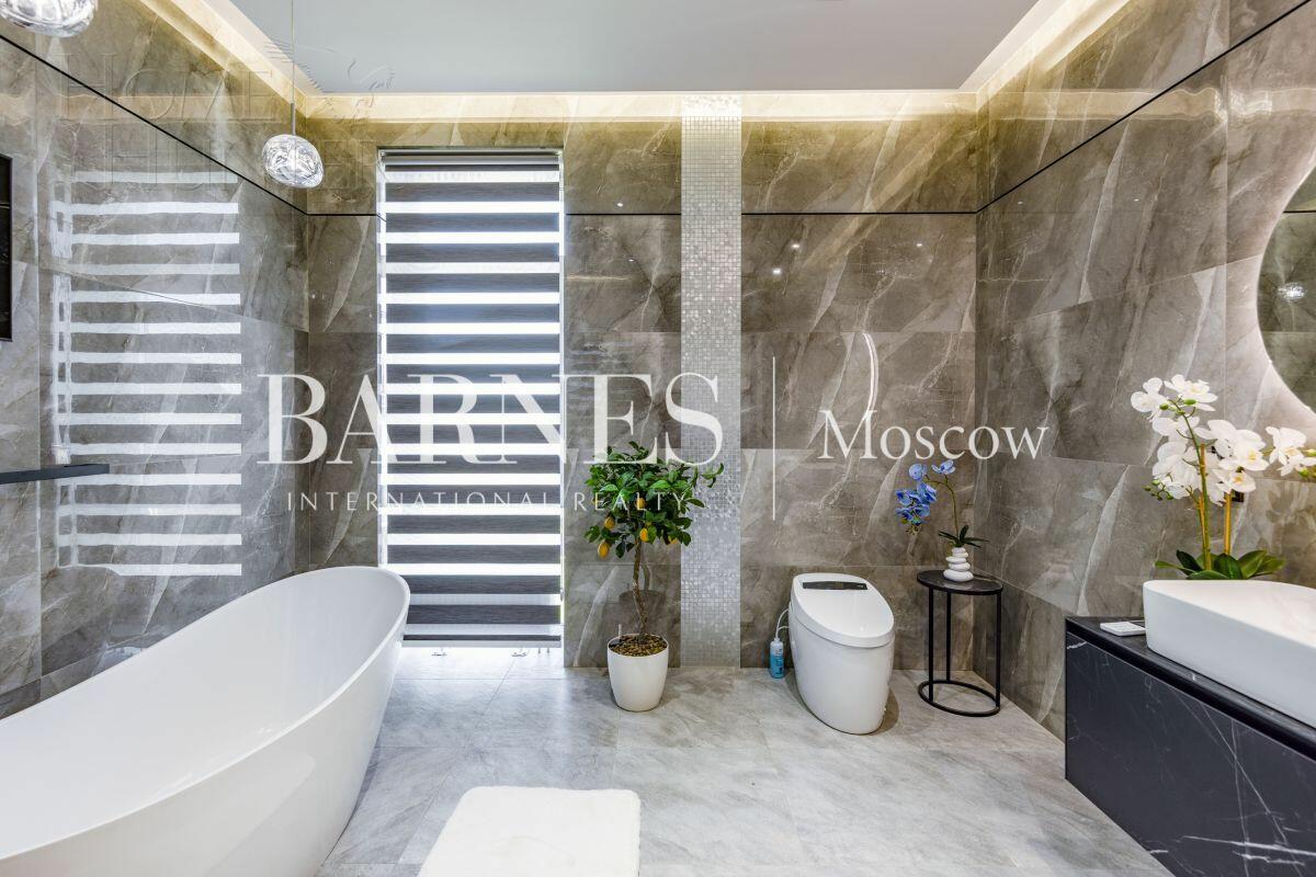 2-этажный коттедж 430 м² с отделкой