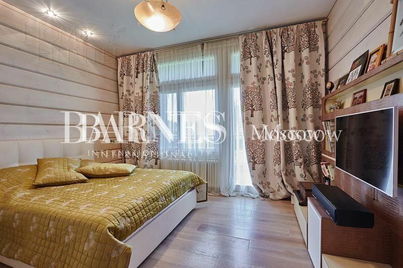3-этажный коттедж 650 м² с отделкой