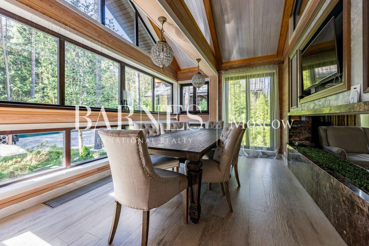 2-этажный коттедж 473.3 м² с отделкой