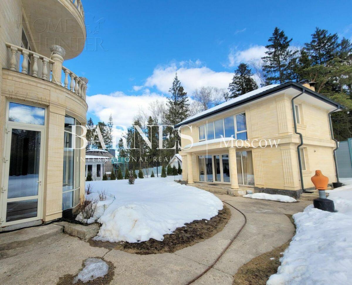 2-этажный коттедж 876 м² с отделкой