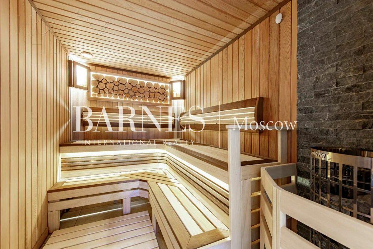 2-этажный коттедж 702 м² с отделкой