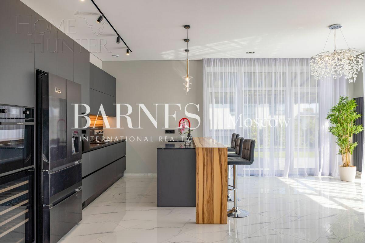 2-этажный коттедж 430 м² с отделкой