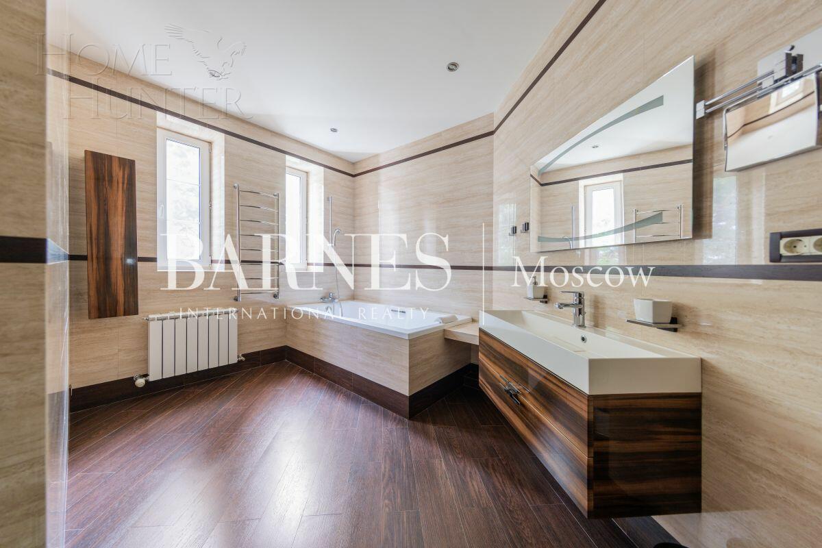 2-этажный коттедж 1 200 м² с отделкой