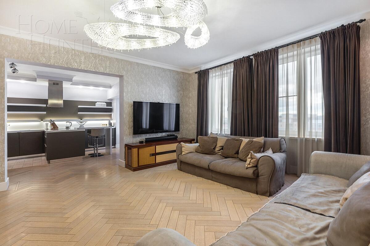 4-КОМН. КВАРТИРА С ОТДЕЛКОЙ 154 М² НА 7 ЭТАЖЕ