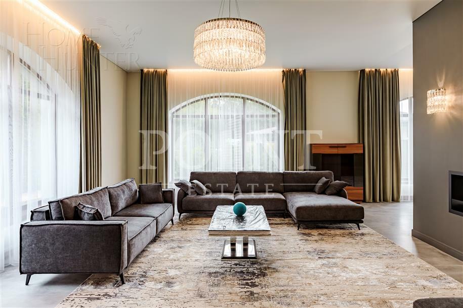 2-этажный коттедж 1 300 м² без отделки