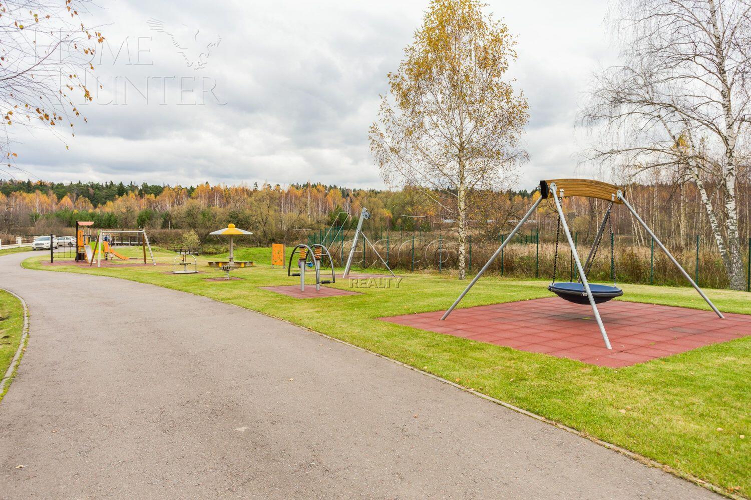 Участок 32.2 сот. в охраняемом поселке