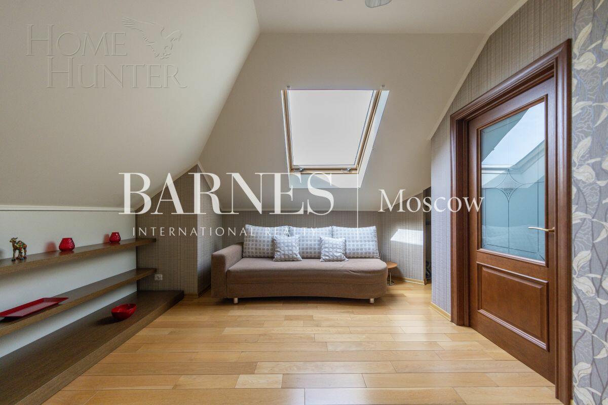 2-этажный коттедж 1 200 м² с отделкой