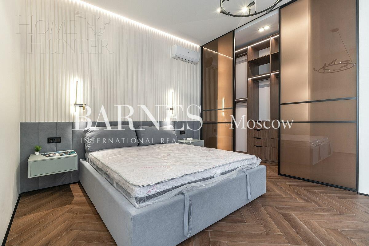 2-этажный коттедж 300 м² с отделкой