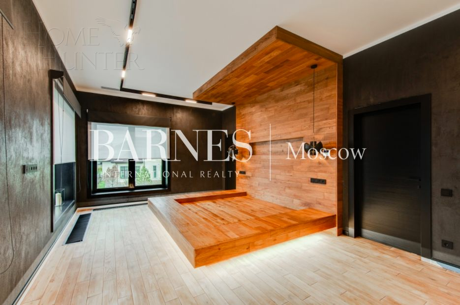 2-этажный коттедж 540 м² с отделкой