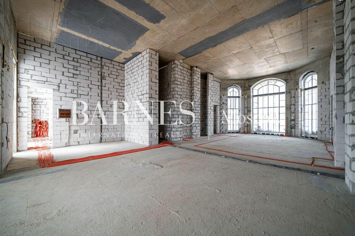 2-этажный коттедж 5 183 м² без отделки