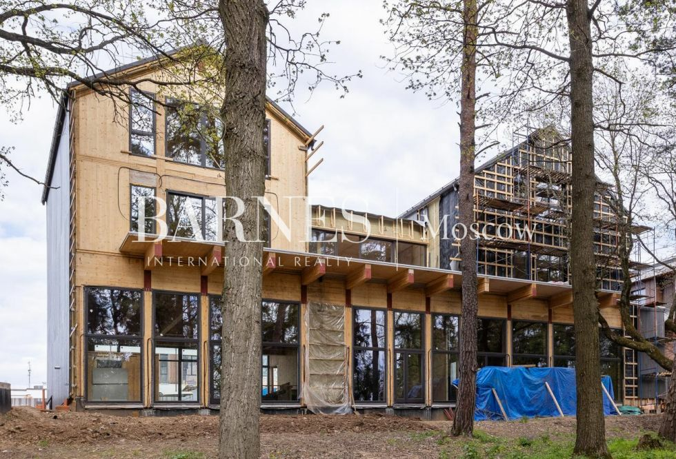 2-этажный коттедж 1 050 м² без отделки