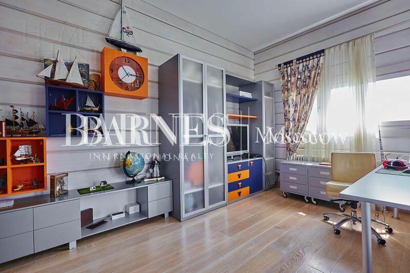3-этажный коттедж 650 м² с отделкой