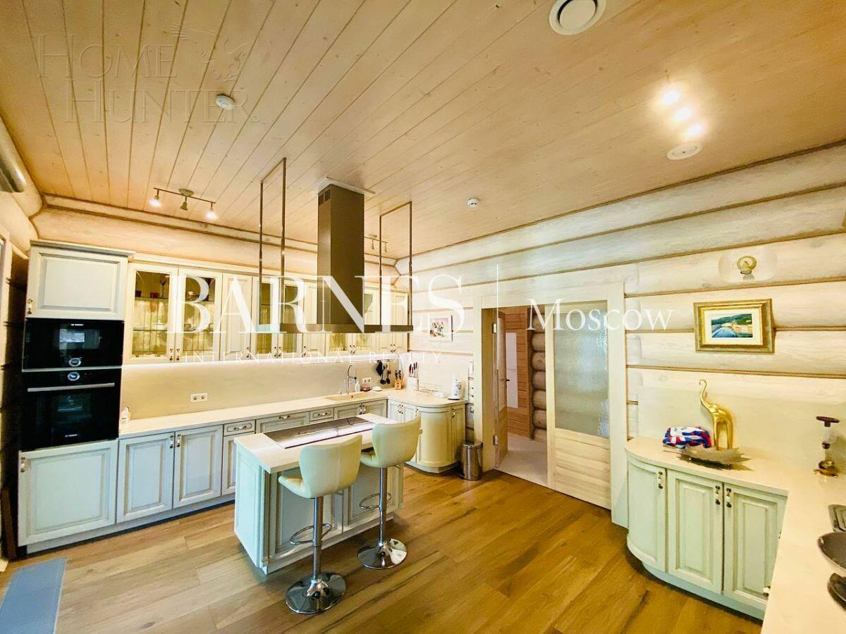 2-этажный коттедж 650 м² с отделкой