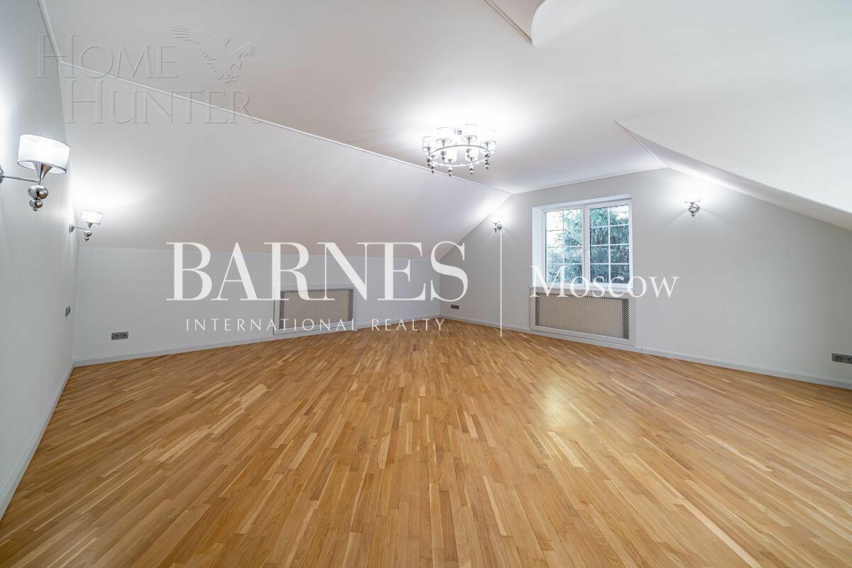 2-этажный коттедж 738 м² с отделкой