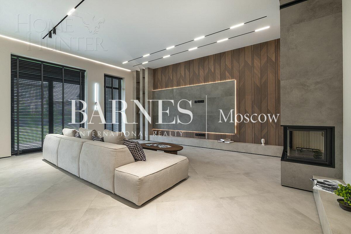 2-этажный коттедж 300 м² с отделкой