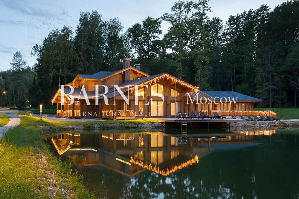 2-этажный коттедж 550 м² с отделкой