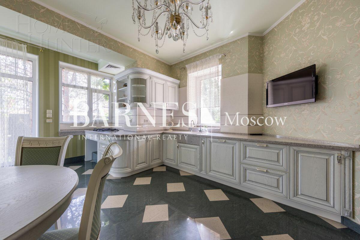 2-этажный коттедж 1 200 м² с отделкой