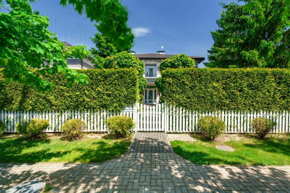 2-этажный коттедж 810 м² с отделкой