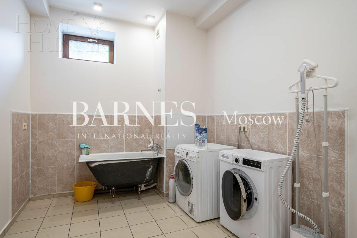 2-этажный коттедж 371 м² с отделкой