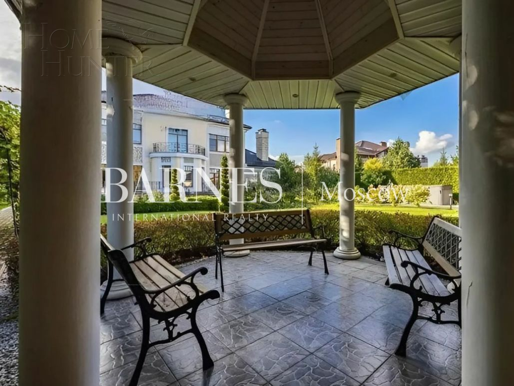 2-этажный коттедж 700 м² с отделкой