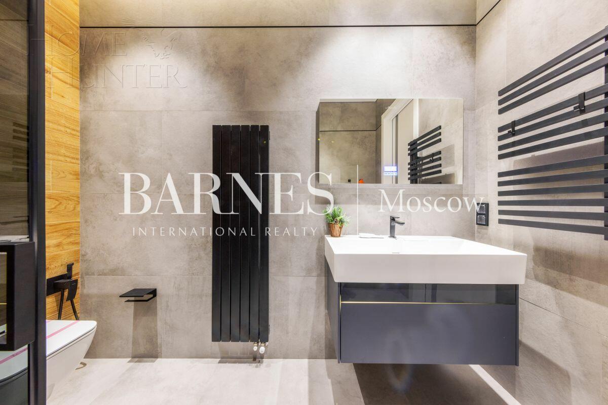 2-этажный коттедж 600 м² с отделкой