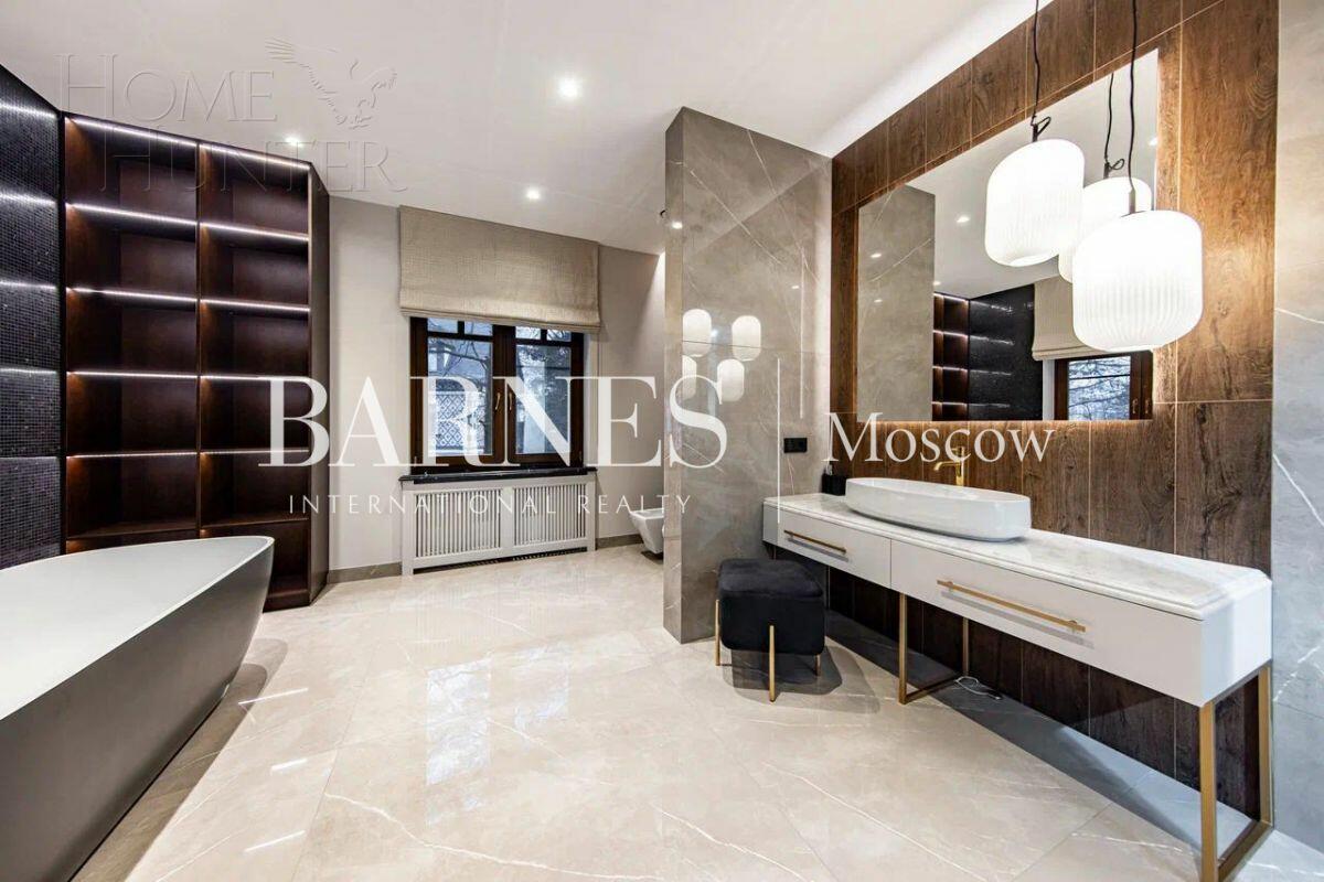 2-этажный коттедж 639 м² с отделкой