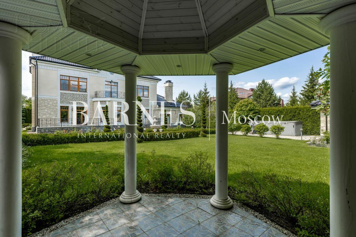 2-этажный коттедж 700 м² с отделкой