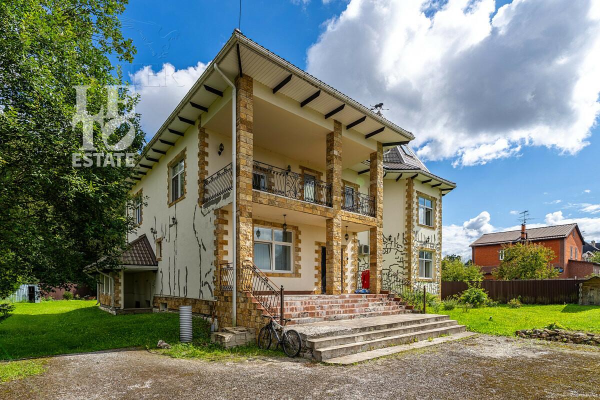 2-этажный коттедж 614 м² с отделкой