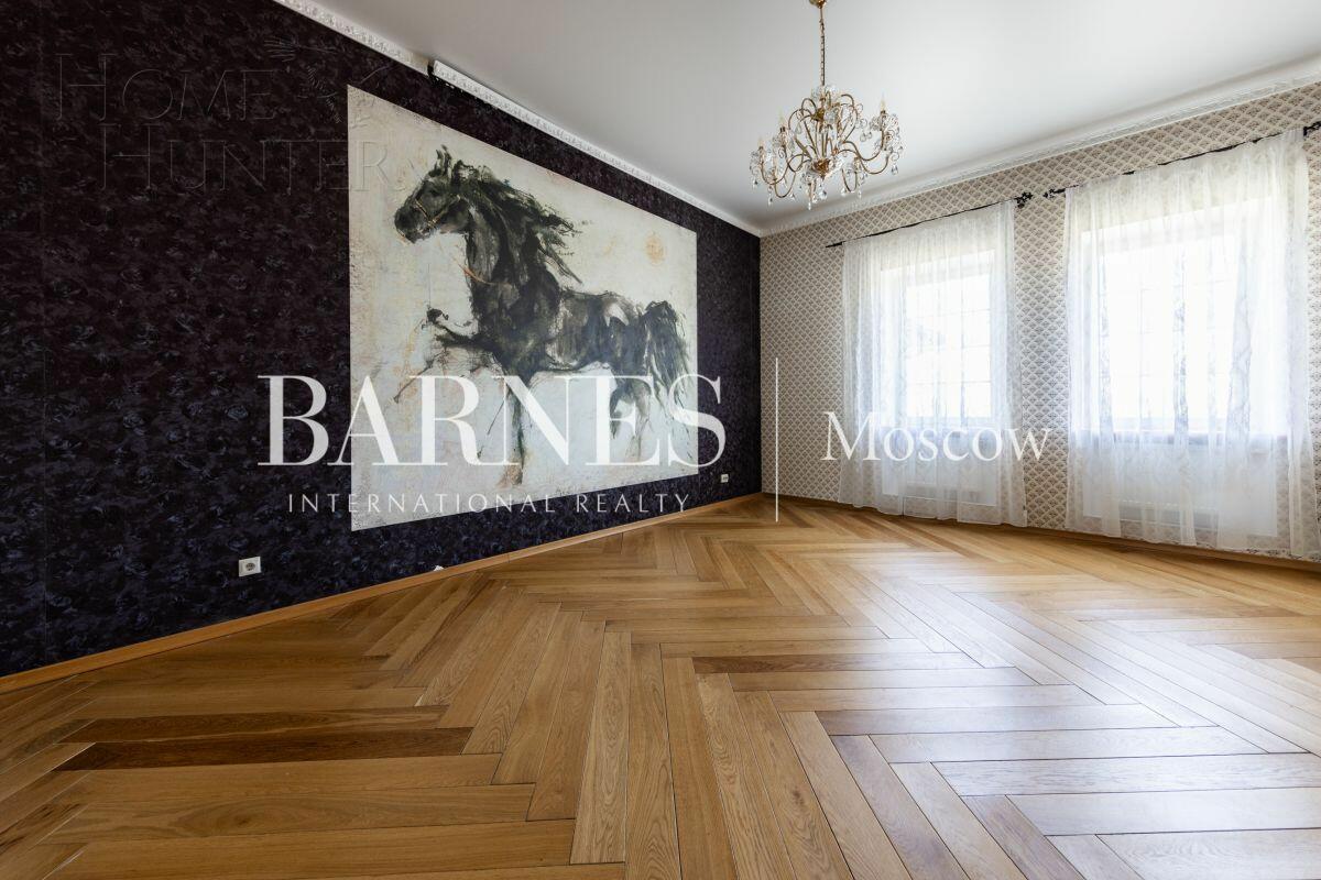 2-этажный коттедж 343.5 м² с отделкой