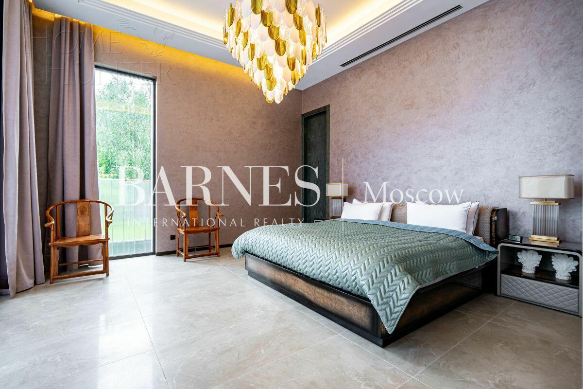 1-этажный коттедж 403 м² с отделкой