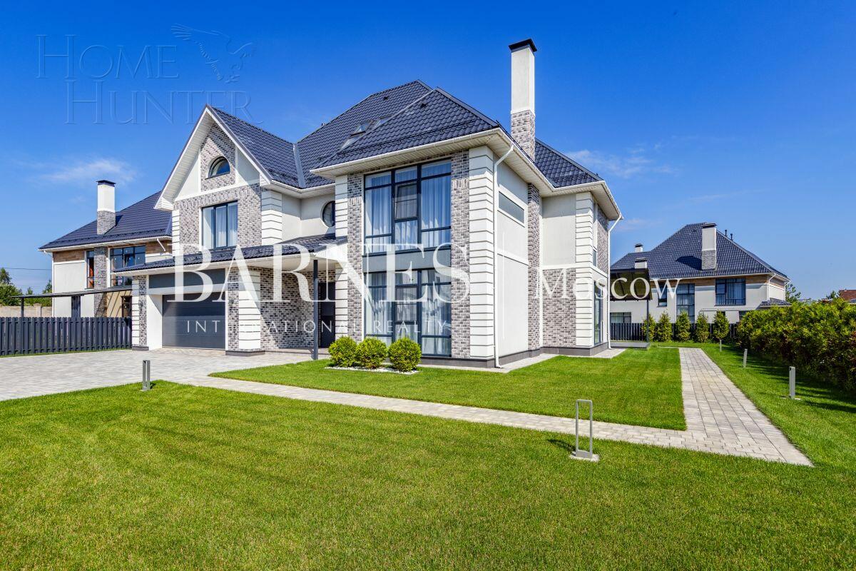 2-этажный коттедж 430 м² с отделкой