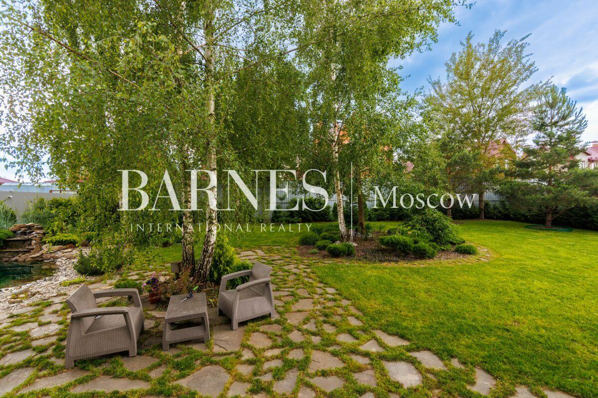 2-этажный коттедж 820 м² с отделкой