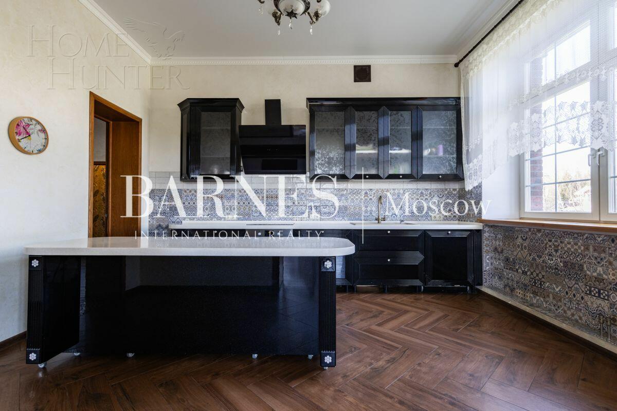 2-этажный коттедж 343.5 м² с отделкой